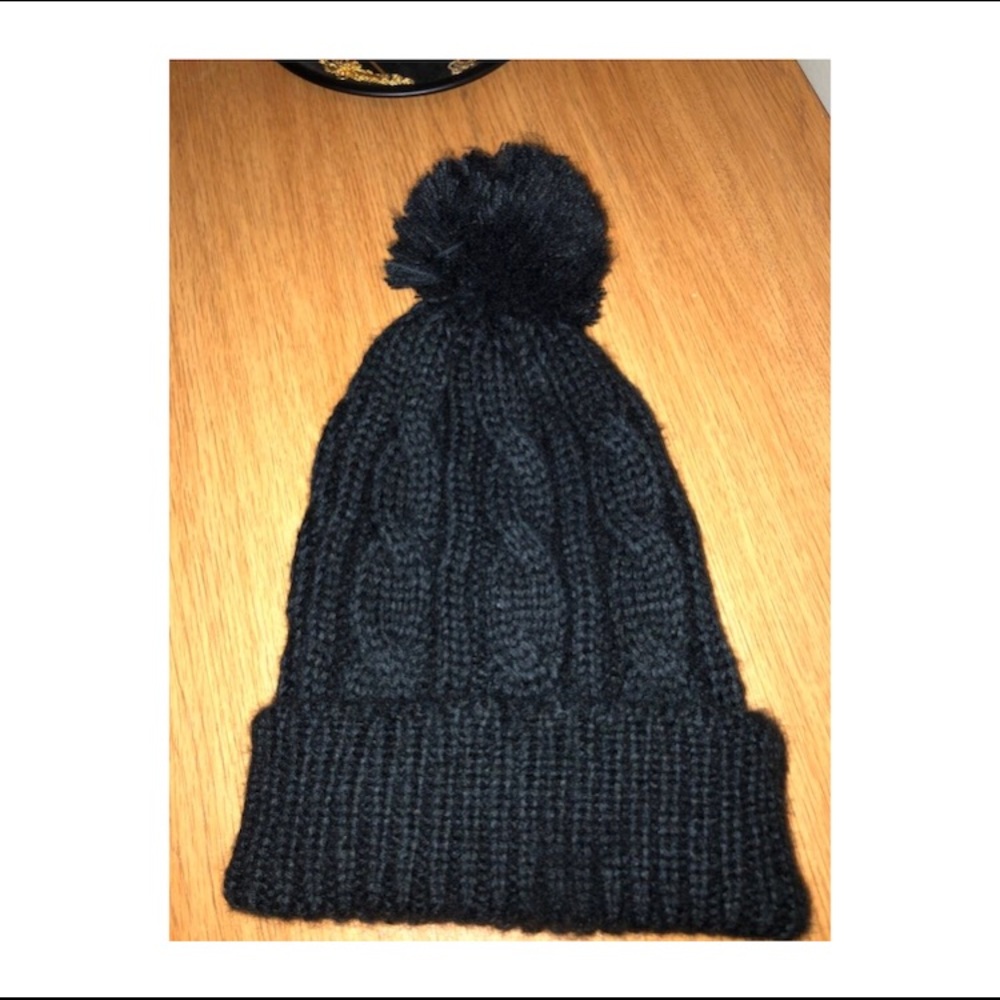 Black puffball winter hat